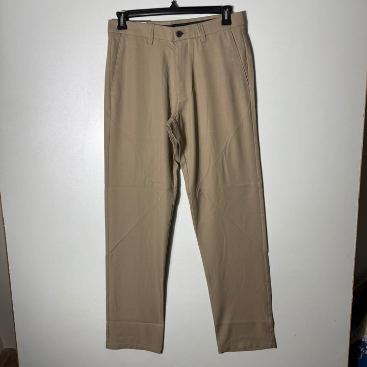 HAGGAR STRAIGHT FIT PERFORMANCE DRESS PANT BRAND NEW WITH STRETCH