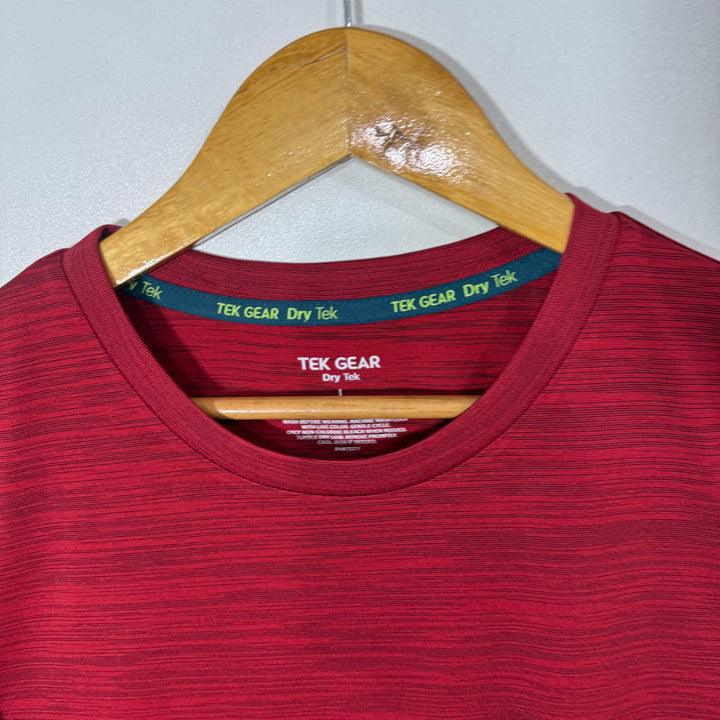 TEK GEAR SPORT TSHIRT