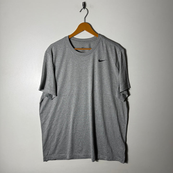 NIKE SPORT TSHIRT GREY COLOUR