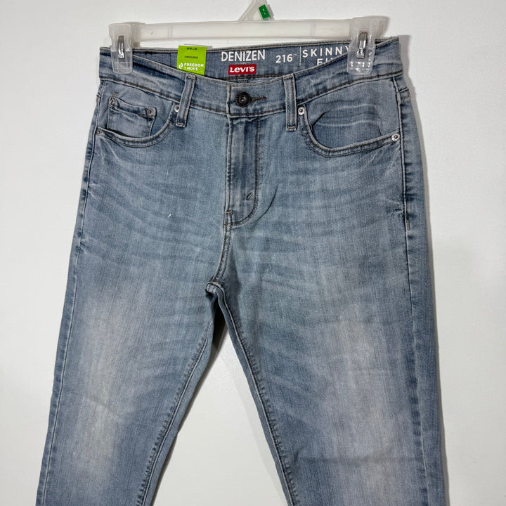LEVIS 216 SKINNY FIT DENIM PANT BRAND NEW WITH STRETCH