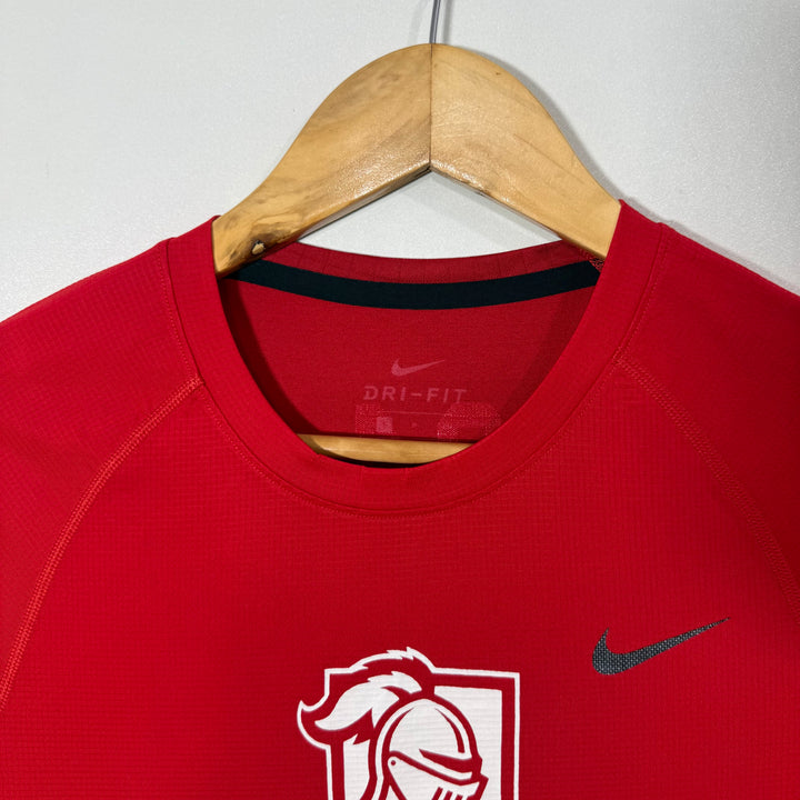 NIKE DRI FIT FITTED SPORT TSHIRT