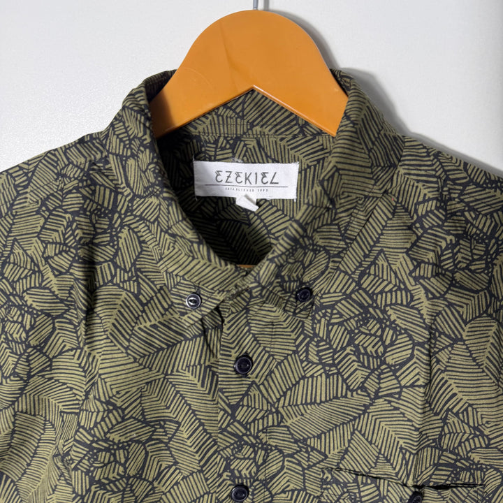 EZEKIEL BUTTON DOWN HALF SLEEVES COTTON SHIRT