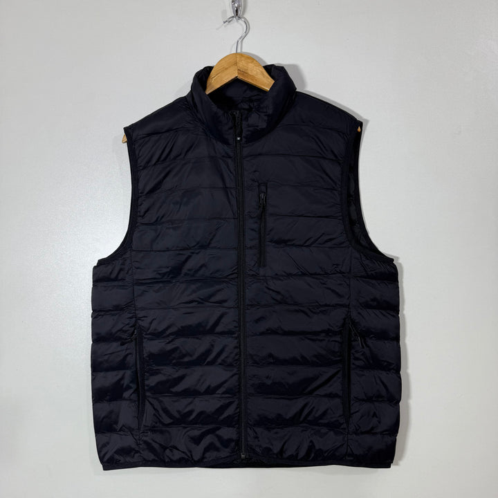 32 HEAT SLEEVES LESS PUFFER JACKET BLACK COLOUR