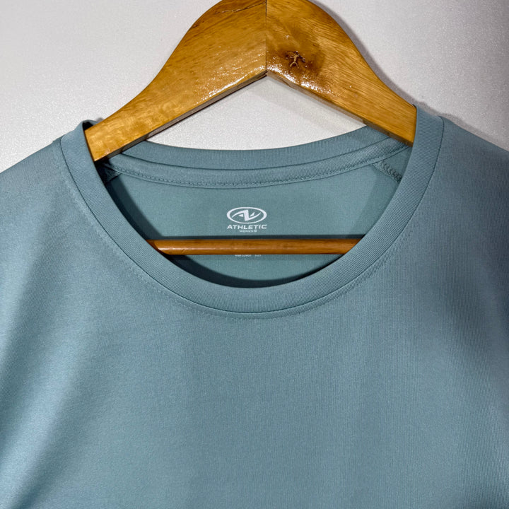 ATHLETIC WORKS SPORT TSHIRT BRAND NEW