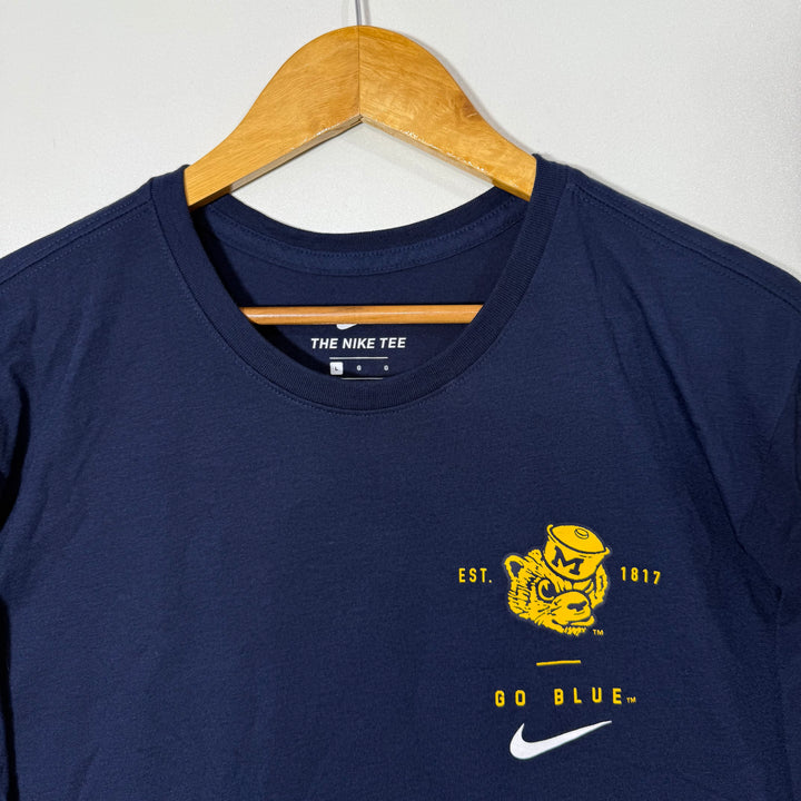 NIKE SPORT TSHIRT BRAND NEW BLUE COLOUR