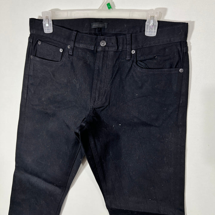 UNIQLO JEANS STRAIGHT FIT DENIM PANT WITHOUT STRETCH