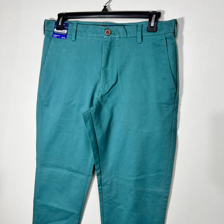 IZOD STRAIGHT FIT COTTON CHINO PANT BRAND NEW WITH PERFORMANCE STRAIGHT