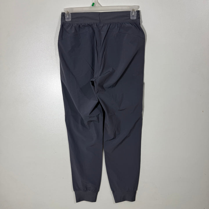 UNDER ARMOUR HYBRID PARACHUTE SPORT TROUSER GREY COLOUR