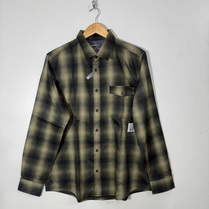 SWISS TECH PEAK STRETCH CASUAL CHECKERED  SHIRT BRAND NEW