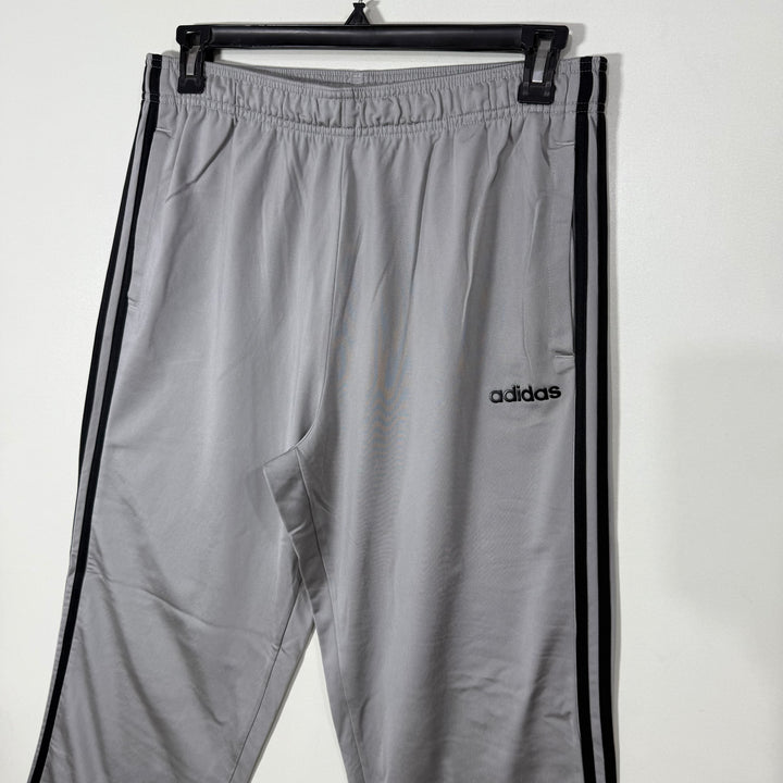 ADIDAS STRAIGHT FIT SPORT TROUSER INNER FLEECE GREY COLOUR