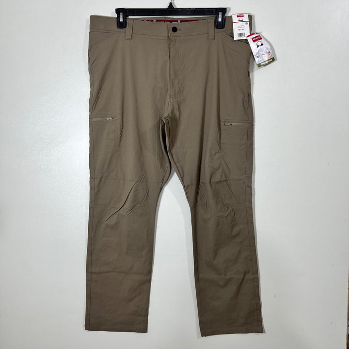 WRANGLER STRAIGHT FIT COMFORT FLEX WAISTBAND PERFORMANCE CARGO PANT BRAND NEW WITH STRETCH
