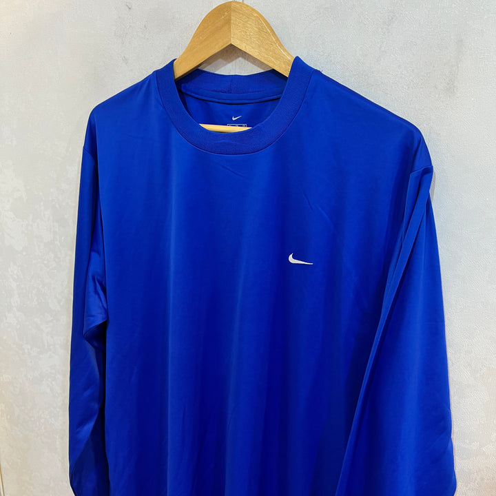 NIKE DRI FIT LONG SLEEVES SPORT TSHIRT