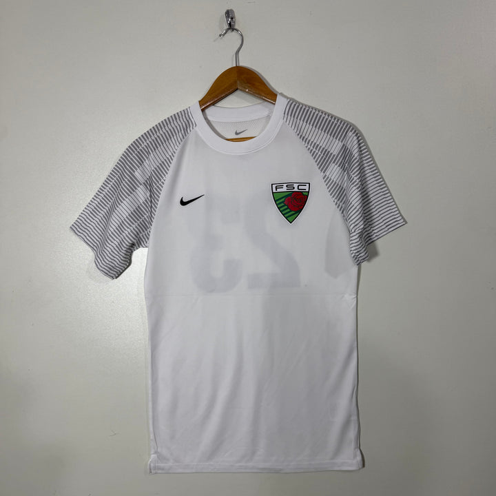 NIKE DRI FIT SPORT TSHIRT