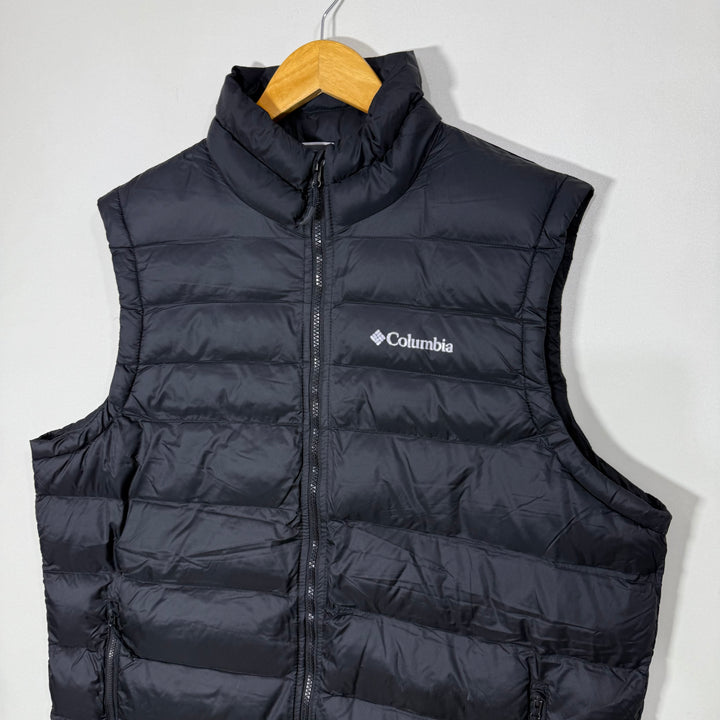 COLUMBIA SLEEVES LESS PUFFER JACKET BLACK COLOUR