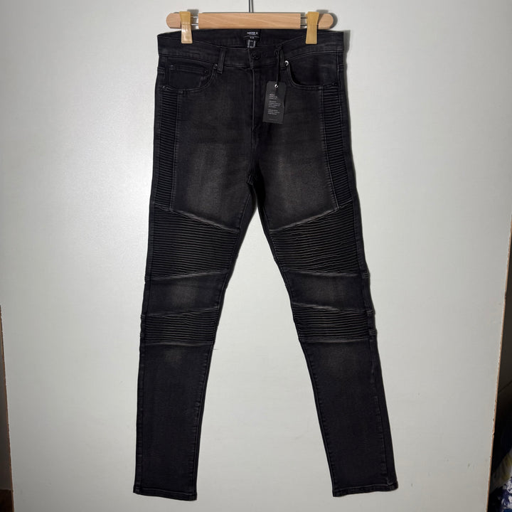FOREVER 21 SLIM FIT DENIM PANT  BRAND NEW GREY COLOUR