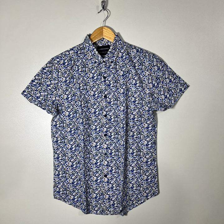 DENIM & FLOWER SLIM FIT BUTTON DOWN HALF SLEEVES SHIRT