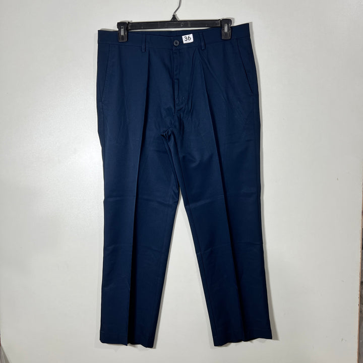 HAGGAR STRAIGHT FIT PERFORMANCE PANT WITHOUT STRETCH BLUE COLOUR