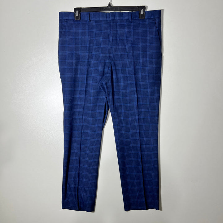 PERRY ELLIS PORTFOLIO SLIM FIT CHECKERED DRESS PANT WITH STRETCH