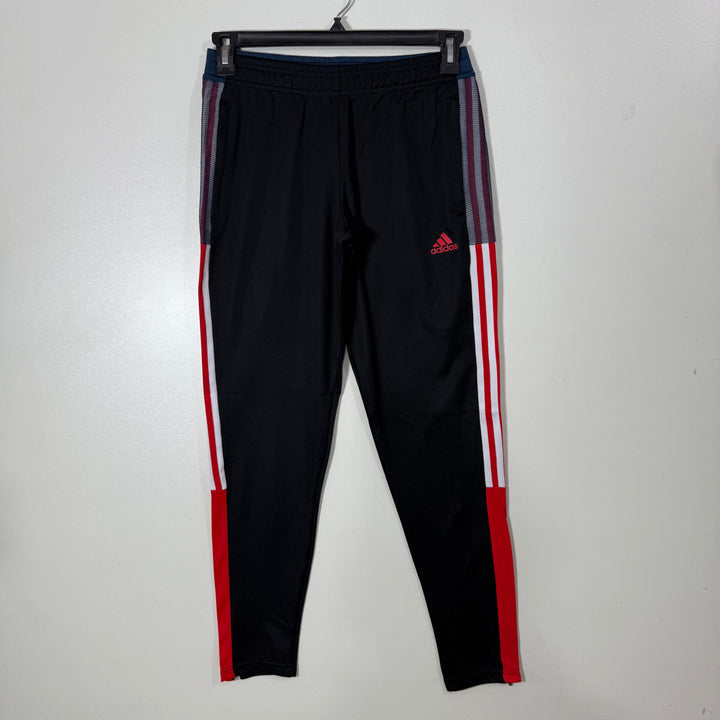 ADIDAS AEROREADY SPORT TROUSER WITH SIDE ZIP POCKETS BLACK COLOUR