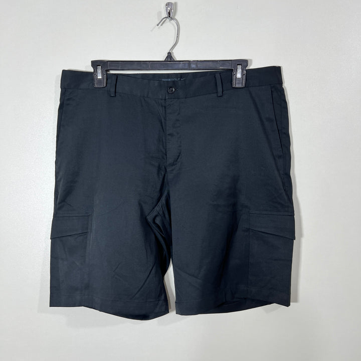NIKE STANDARD FIT GOLF SHORT