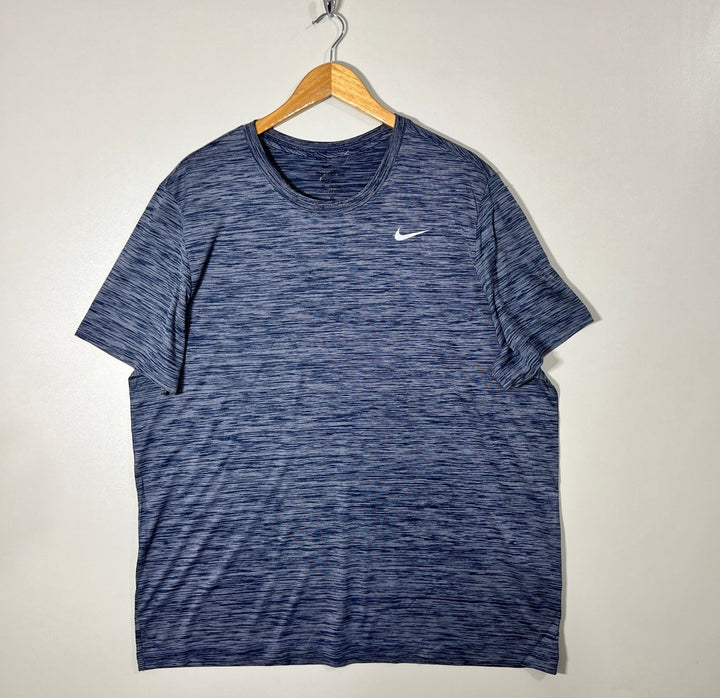 NIKE SPORT TSHIRT