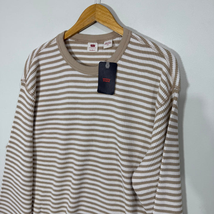 LEVIS RELAXED FIT SWEATER BRAND NEW