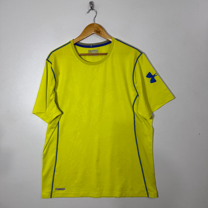 UNDER ARMOUR FITTED SPORT TSHIRT