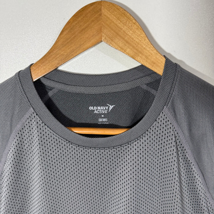 OLD NAVY ACTIVE SPORT TSHIRT