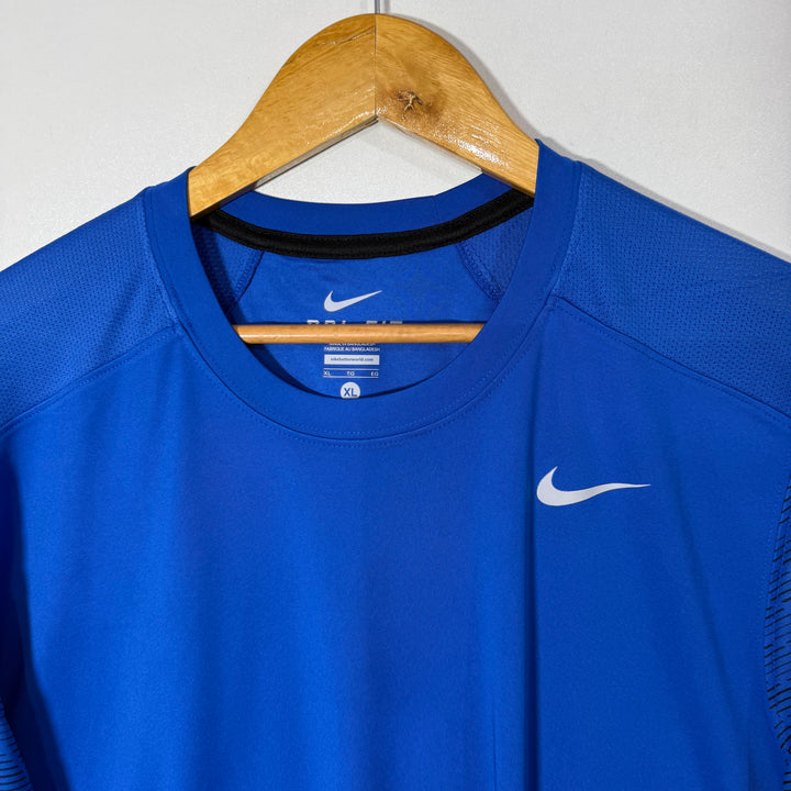 NIKE DRI FIT SPORT TSHIRT