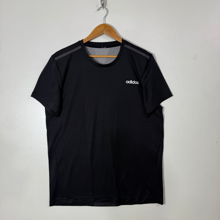 ADIDAS SPORT TSHIRT