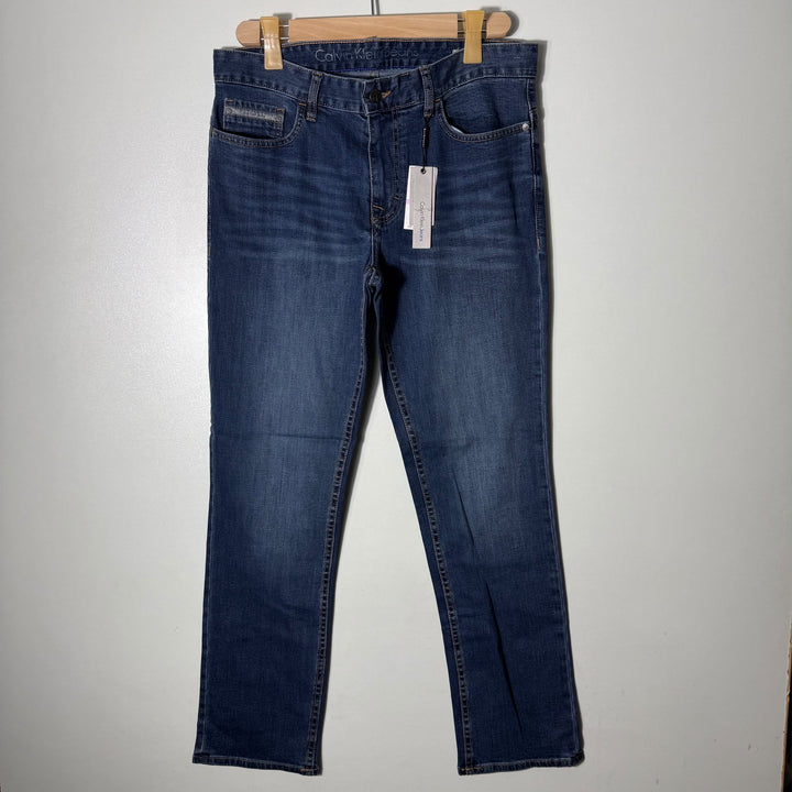 CALVIN KLEIN SLIM STRAIGHT DENIM PANT WITH STRETCH BRAND NEW