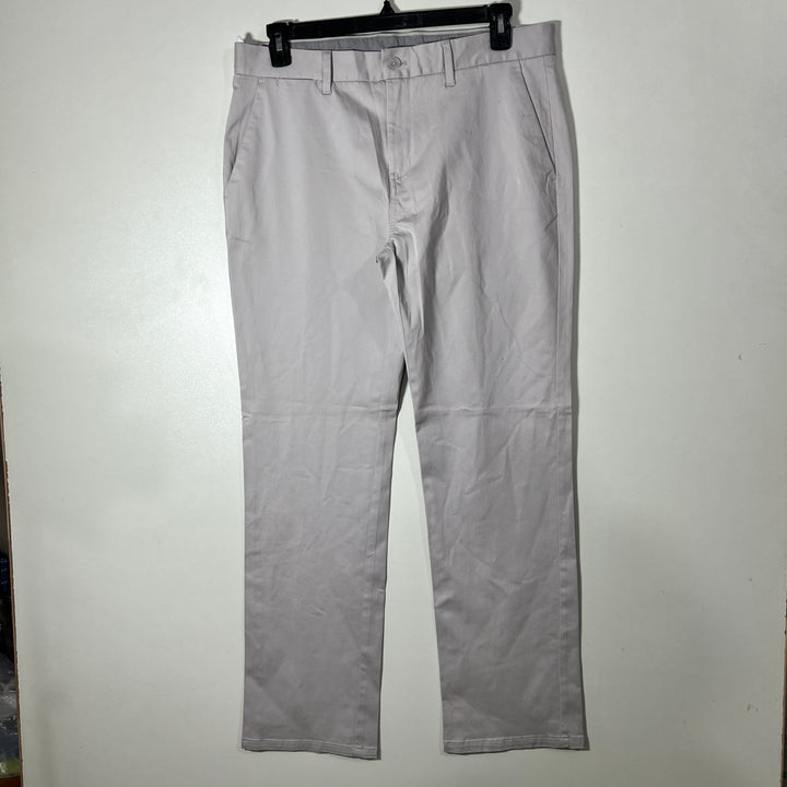 CALVIN KLEIN LOOSE FIT COTTON CHINO PANT BRAND NEW WITH STRETCH