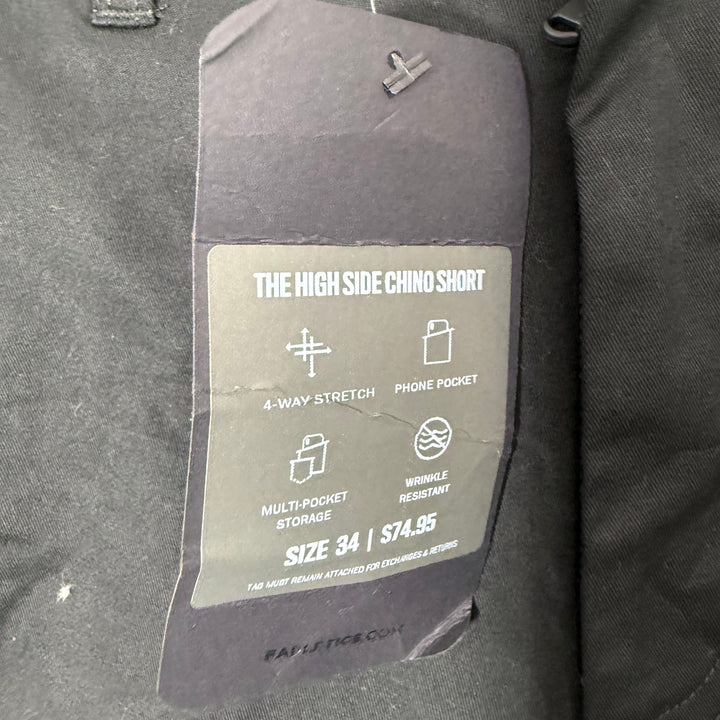 FABLETICS. COTTON SHORT BRAND MEW WITH STRETCH BLACK COLOUR