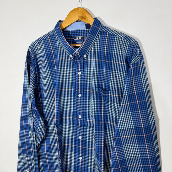 IZOD NON IRON COTTON CHECKERED SHIRT WITH STRETCH