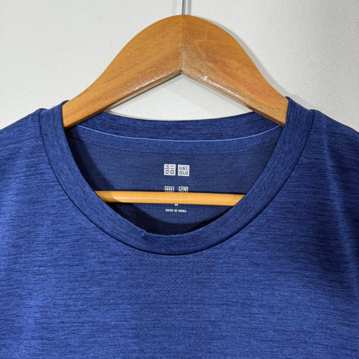 UNIQLO SPORT TSHIRT