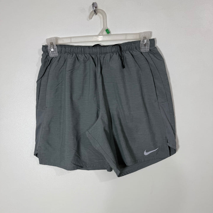 NIKE RUNNING SPORT SHORT