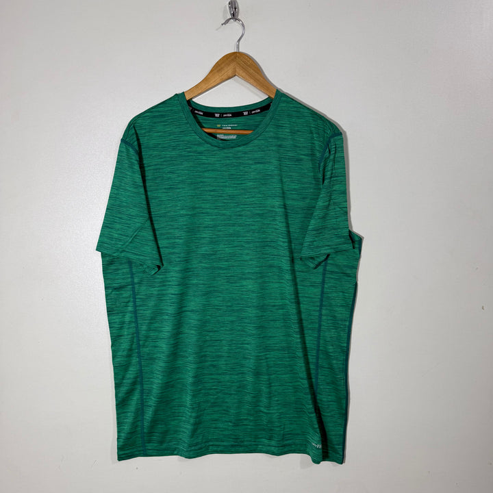 TEK GEAR DRY TEK SPORT TSHIRT