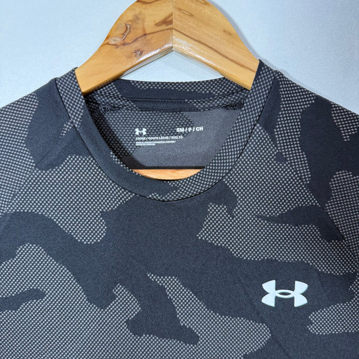 UNDER ARMOUR CAMOUFLAGE SPORT TSHIRT