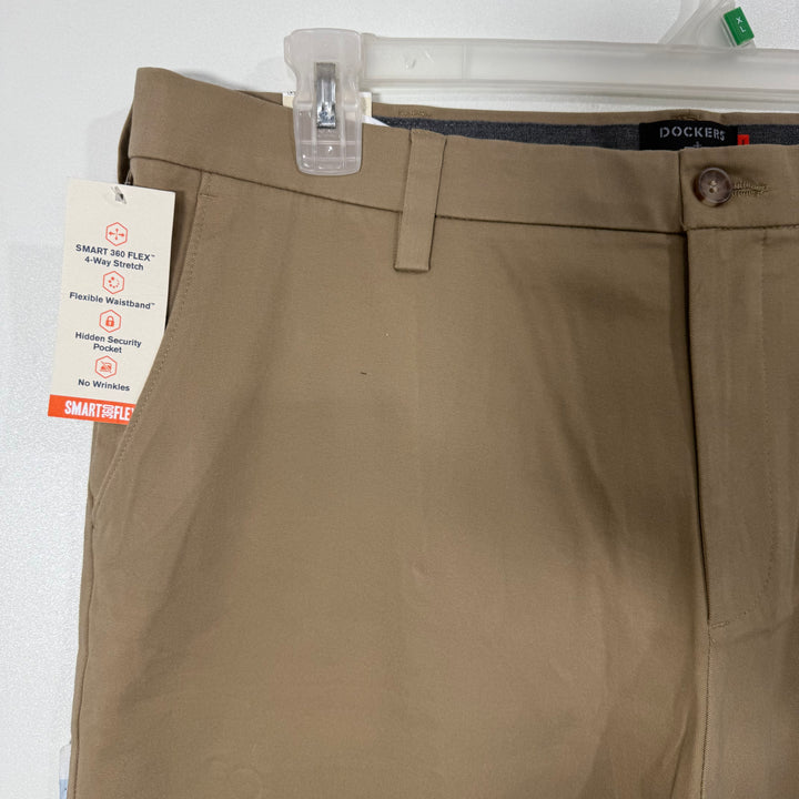 DOCKERS CLASSIC FIT SMART SERIES FLEXIBLE WAISTBAND COTTON CHINO PANT BRAND NEW WITH STRETCH
