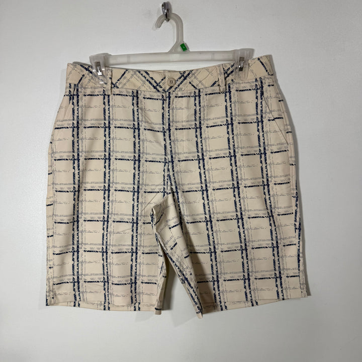UNDER ARMOUR HEATGEAR PERFORMANCE GOLF SHORT BRAND NEW