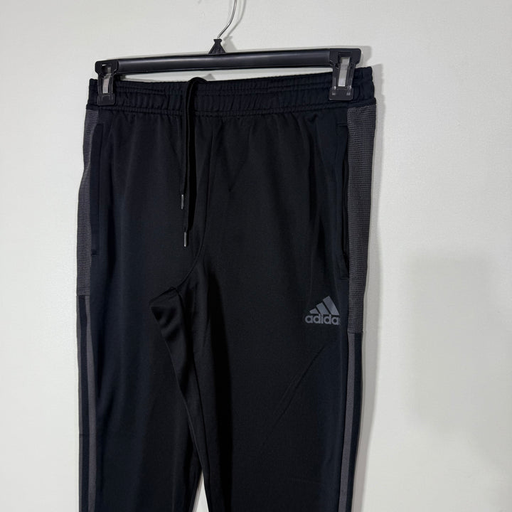 ADIDAS AEROREADY SPORT TROUSER BLACK COLOUR WITH SIDE ZIP POCKETS