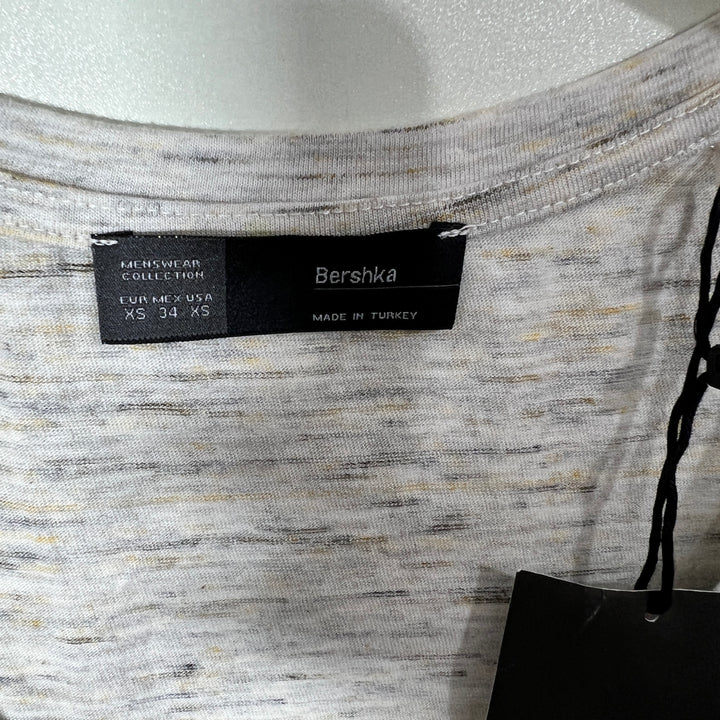 BERSHKA COTTON SLEEVES LESS BRAND NEW