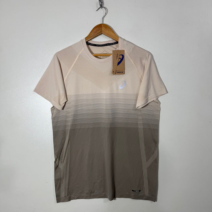 ASICS SPORT TSHIRT BRAND NEW