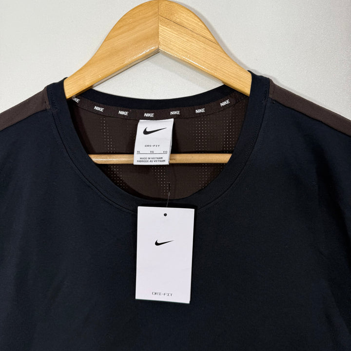 NIKE DRI FIT SPORT TSHIRT BRAND NEW
