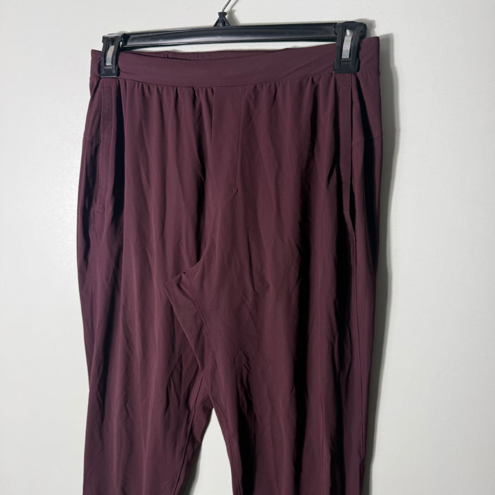 LULULEMON HYBRID SPORT TROUSER WITH STRETCH WITH SIDE ZIP POCKETS
