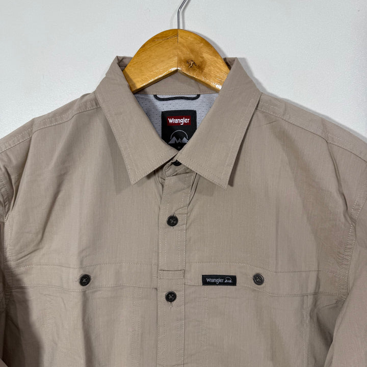 WRANGLER REGULAR FIT DOUBLE POCKETS PERFORMANCE SHIRT WITH STRETCH