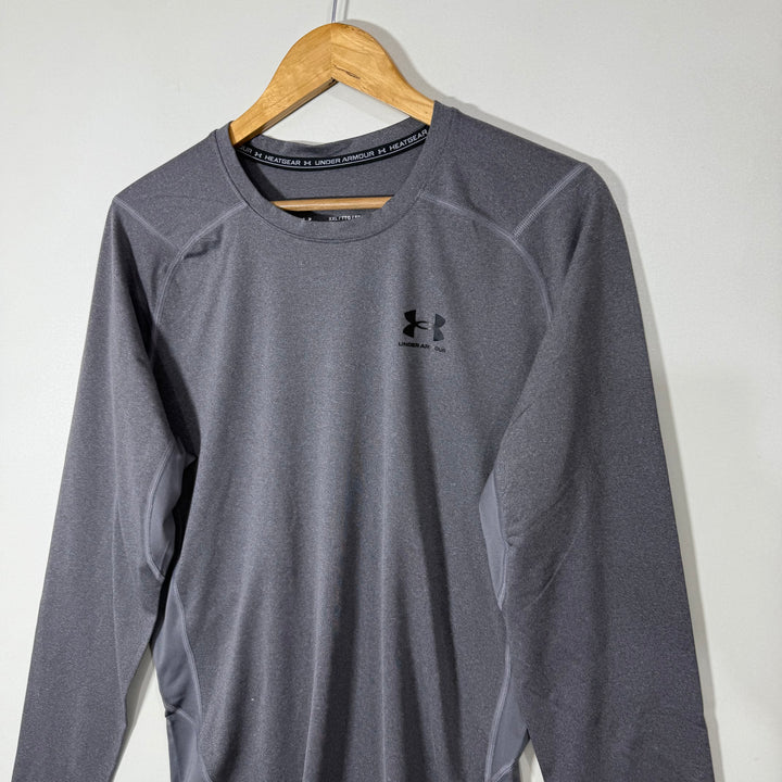 UNDER ARMOUR HEATGEAR LONG SLEEVES  SPORT TSHIRT