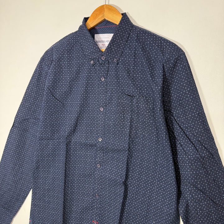 INTERNATIONAL REPORT BUTTON DOWN CASUAL COTTON SHIRT
