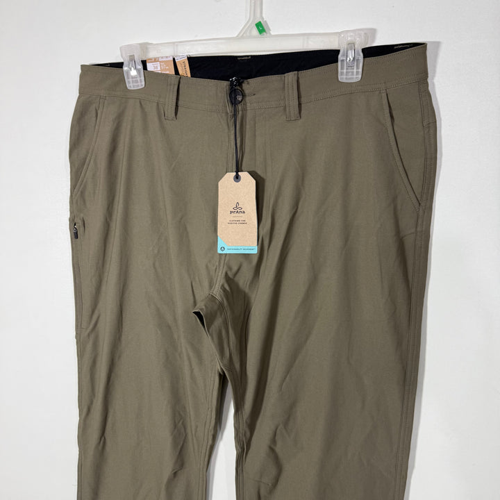 PRANA STRAIGHT LEG PERFORMANCE PANT BRAND NEW WITH STRETCH