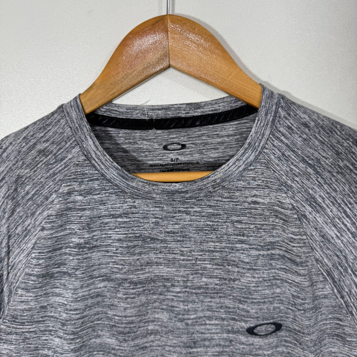 OAKLEY SPORT TSHIRT GREY COLOUR